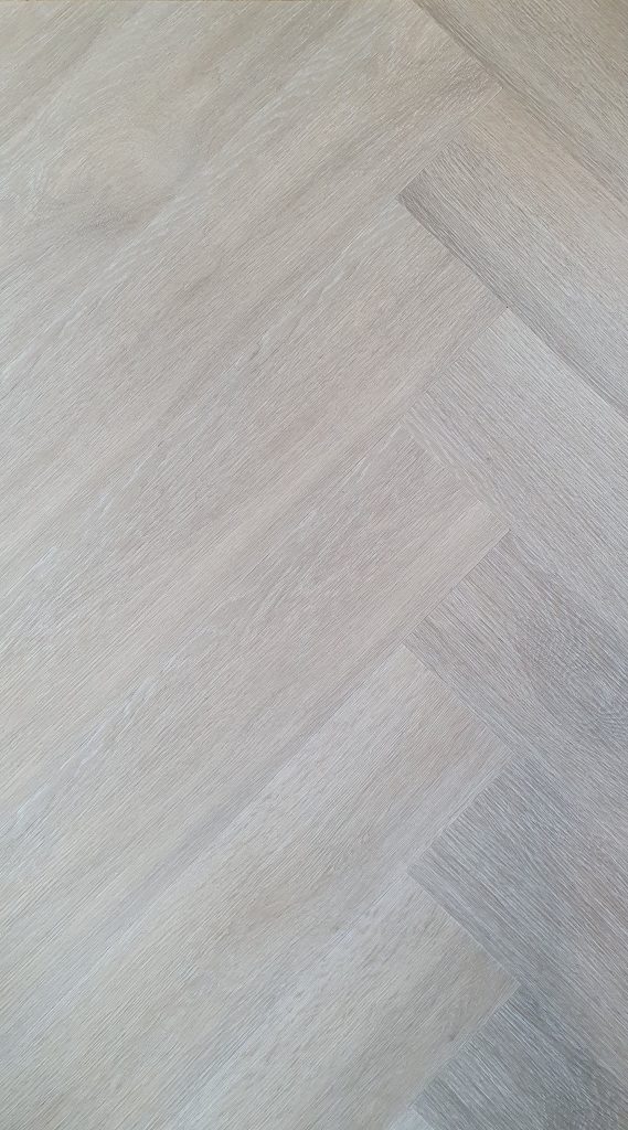 Minaya Herringbone
